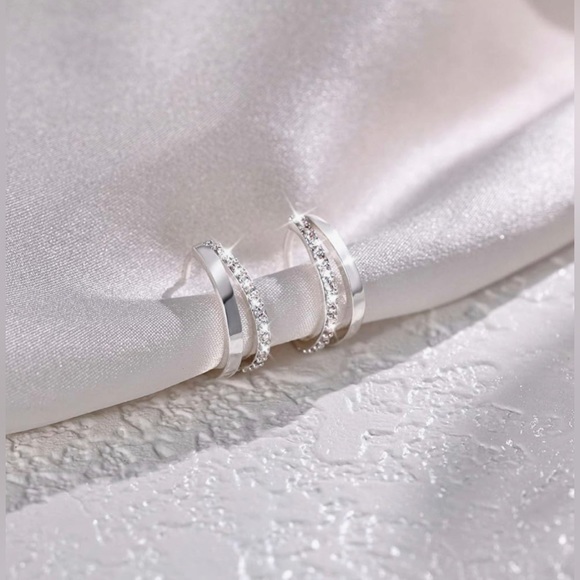 NWT Chunky Hoop Earrings for Women, Trendy 14K Gold or Silver Plated Available - Picture 13 of 13